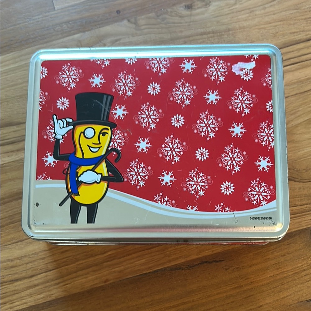 Planter’s Mr Peanut Holiday Tin